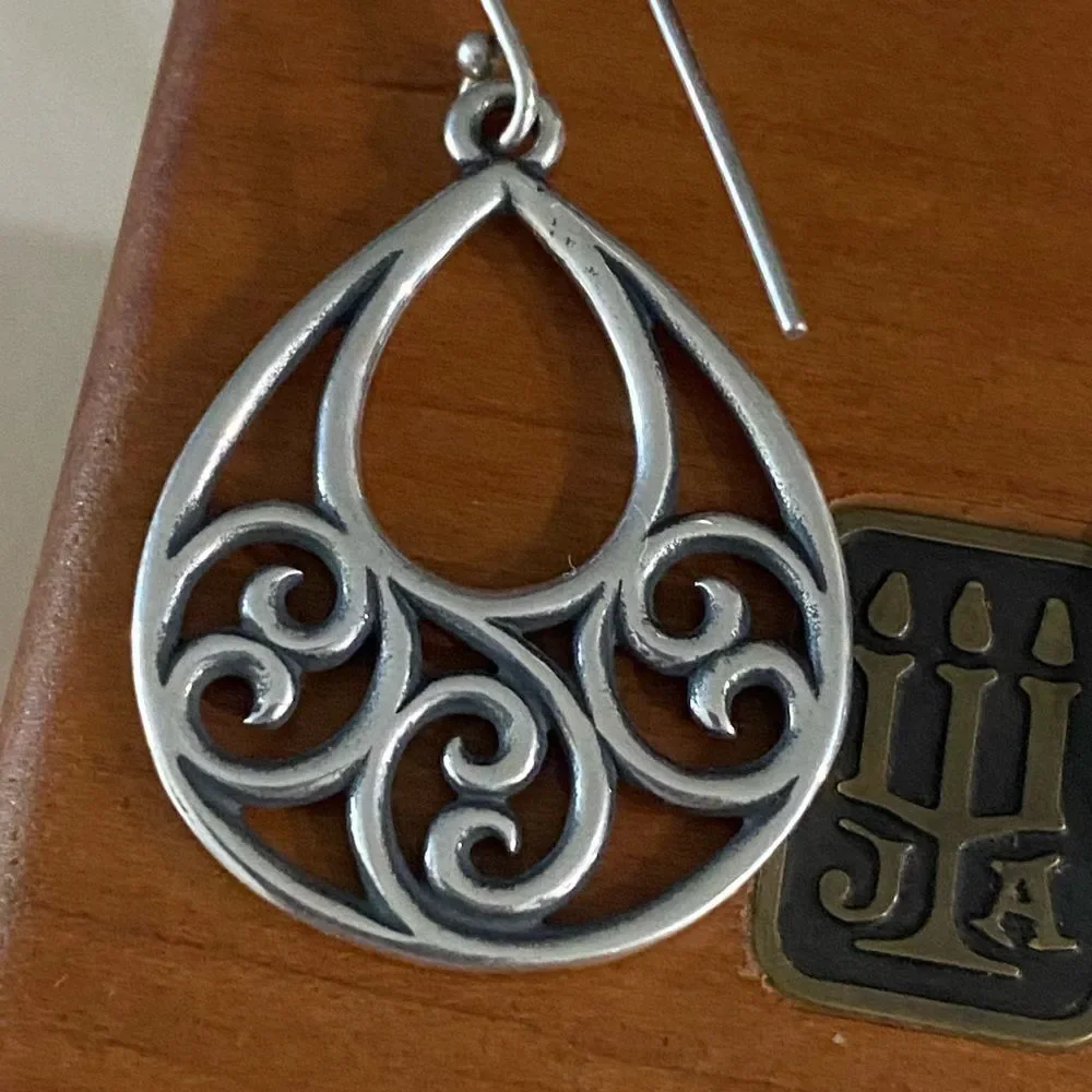 James Avery Retired Gentle Wave Dangle Earrings
